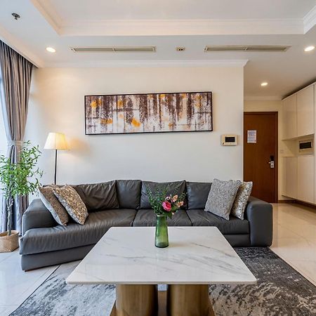 Luxury Apartment At Vinhomes Central Park Ho Chi Minh City Exterior photo